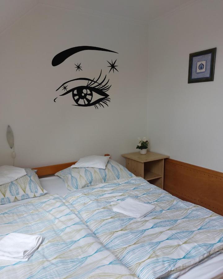 Apartmancentrum Гюла Екстериор снимка
