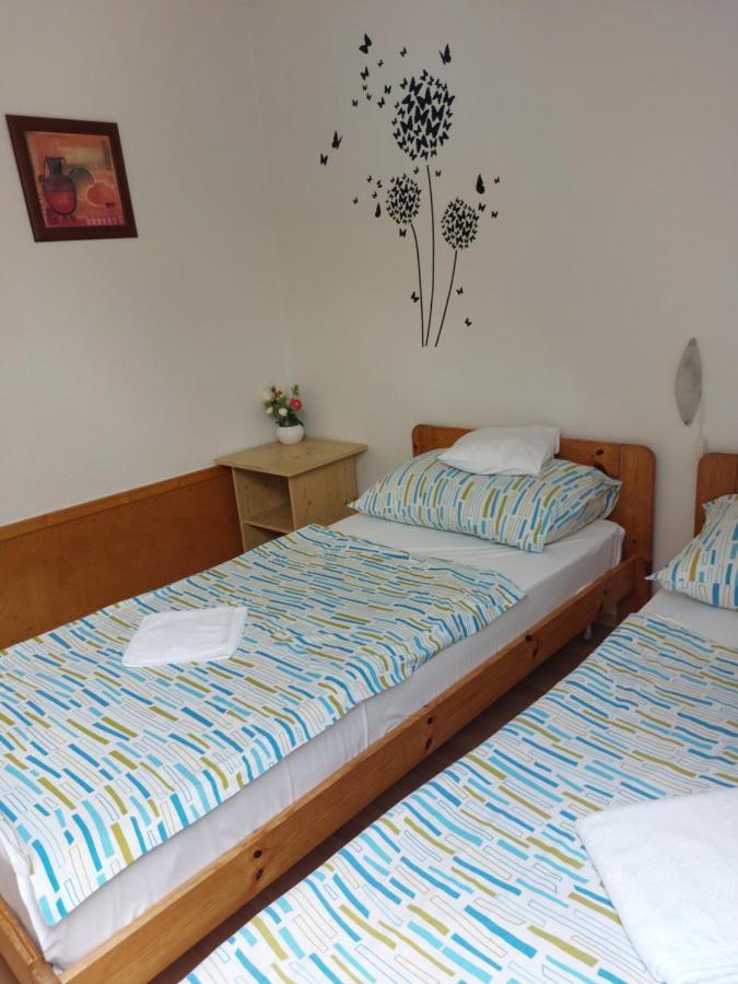 Apartmancentrum Гюла Екстериор снимка