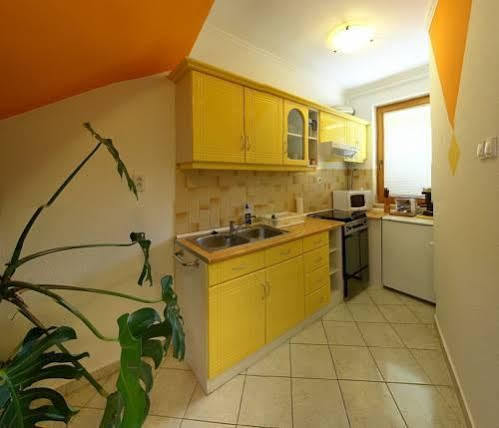 Apartmancentrum Гюла Екстериор снимка